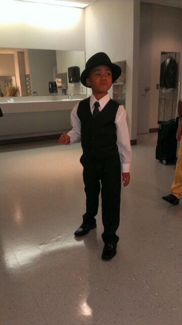 sean and hat